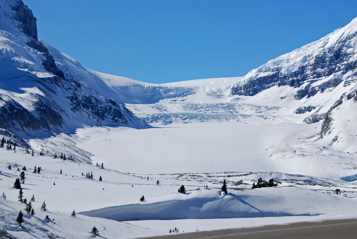 08 Athabasca Glacier From Columbia Icefield